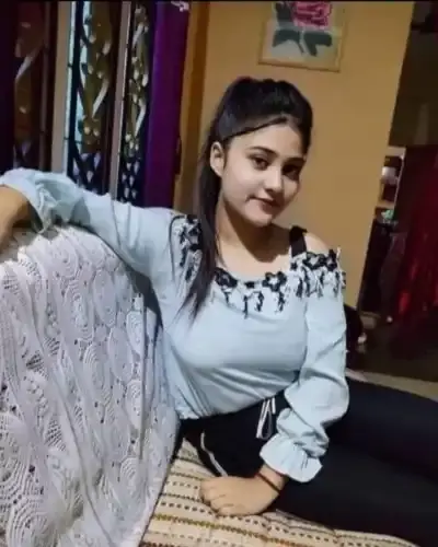 Call Girls Service in Pursura