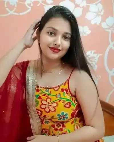 Call Girl in Pursura